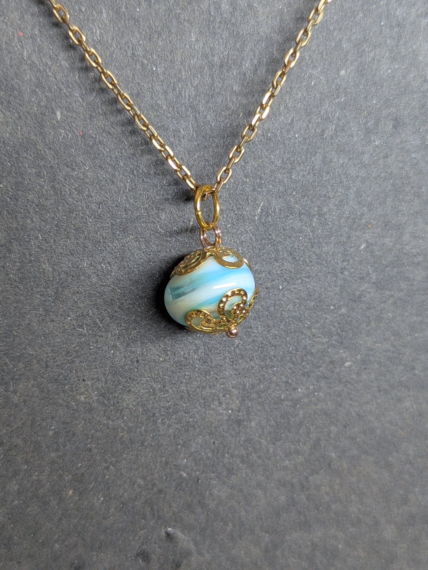 Lagoon gold · Pendentif