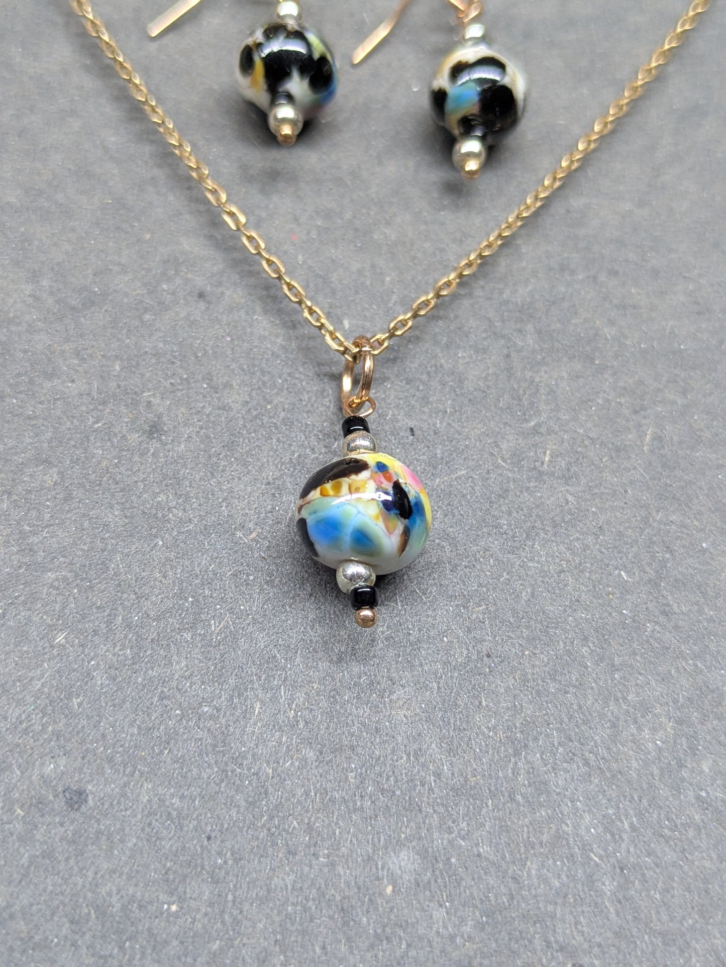 Meuhlticolore · Parure · Boucles d'oreilles + pendentif