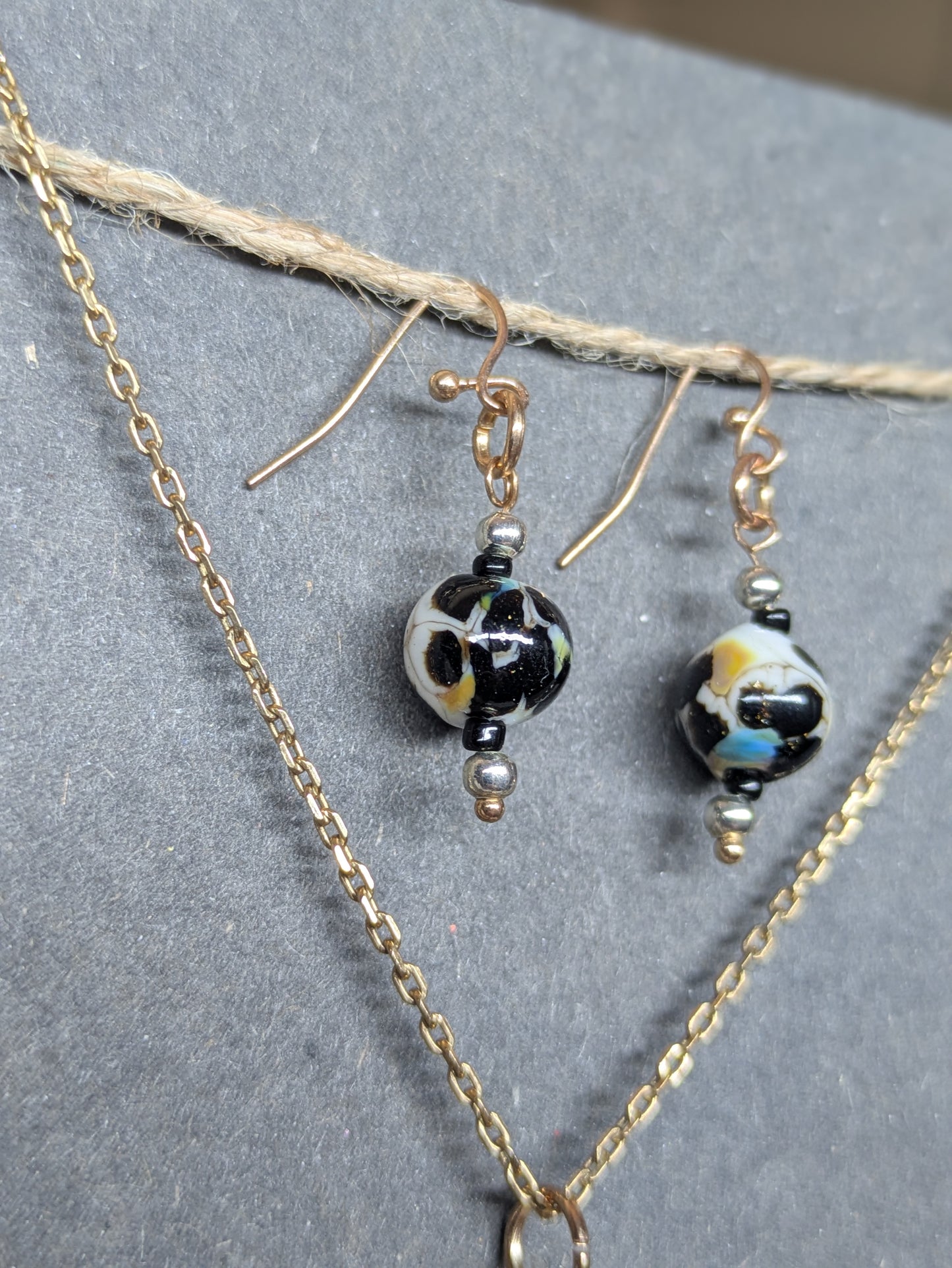 Meuhlticolore · Parure · Boucles d'oreilles + pendentif