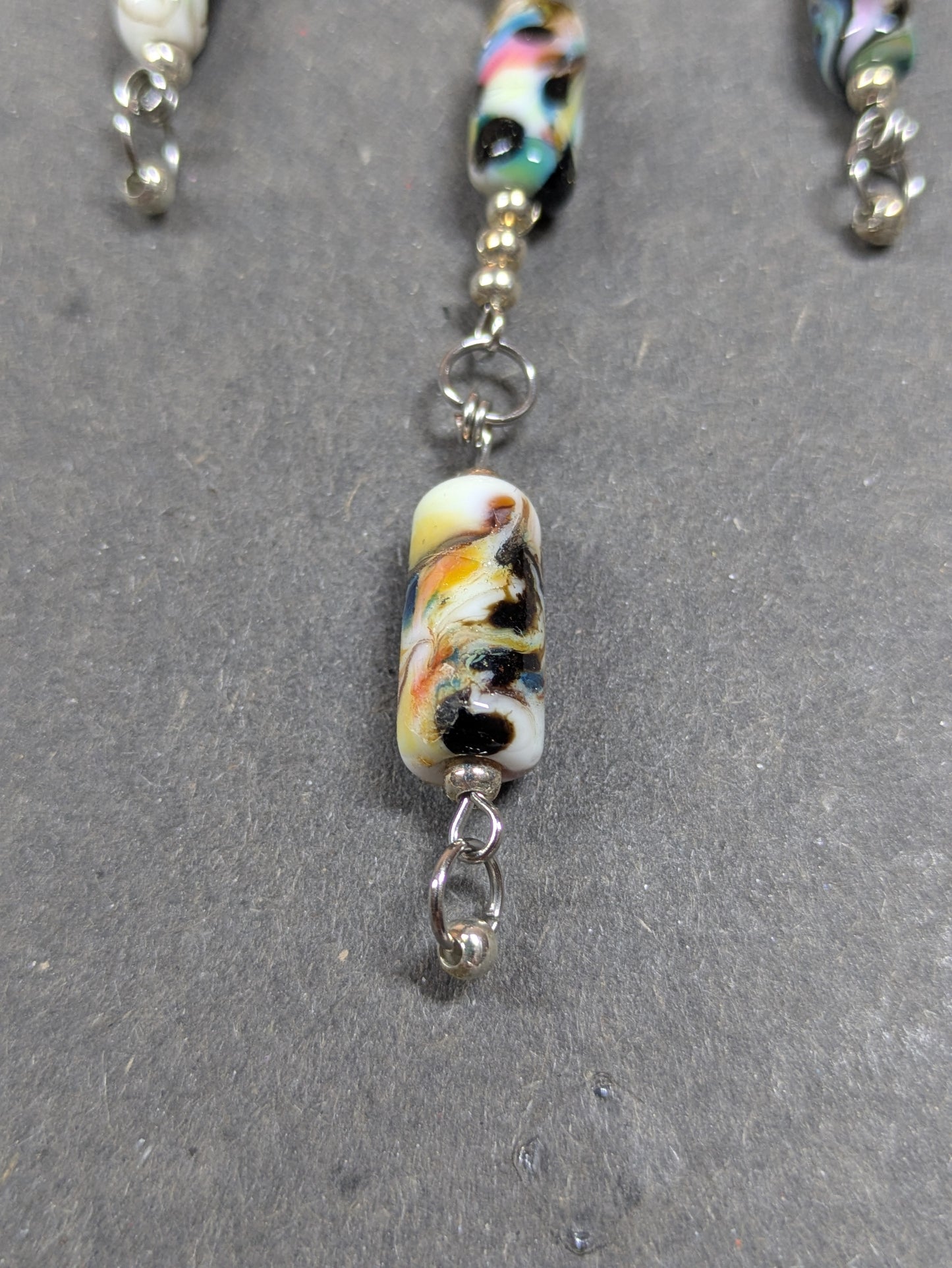 Magma coloré · Parure · Boucles d'oreilles + pendentif