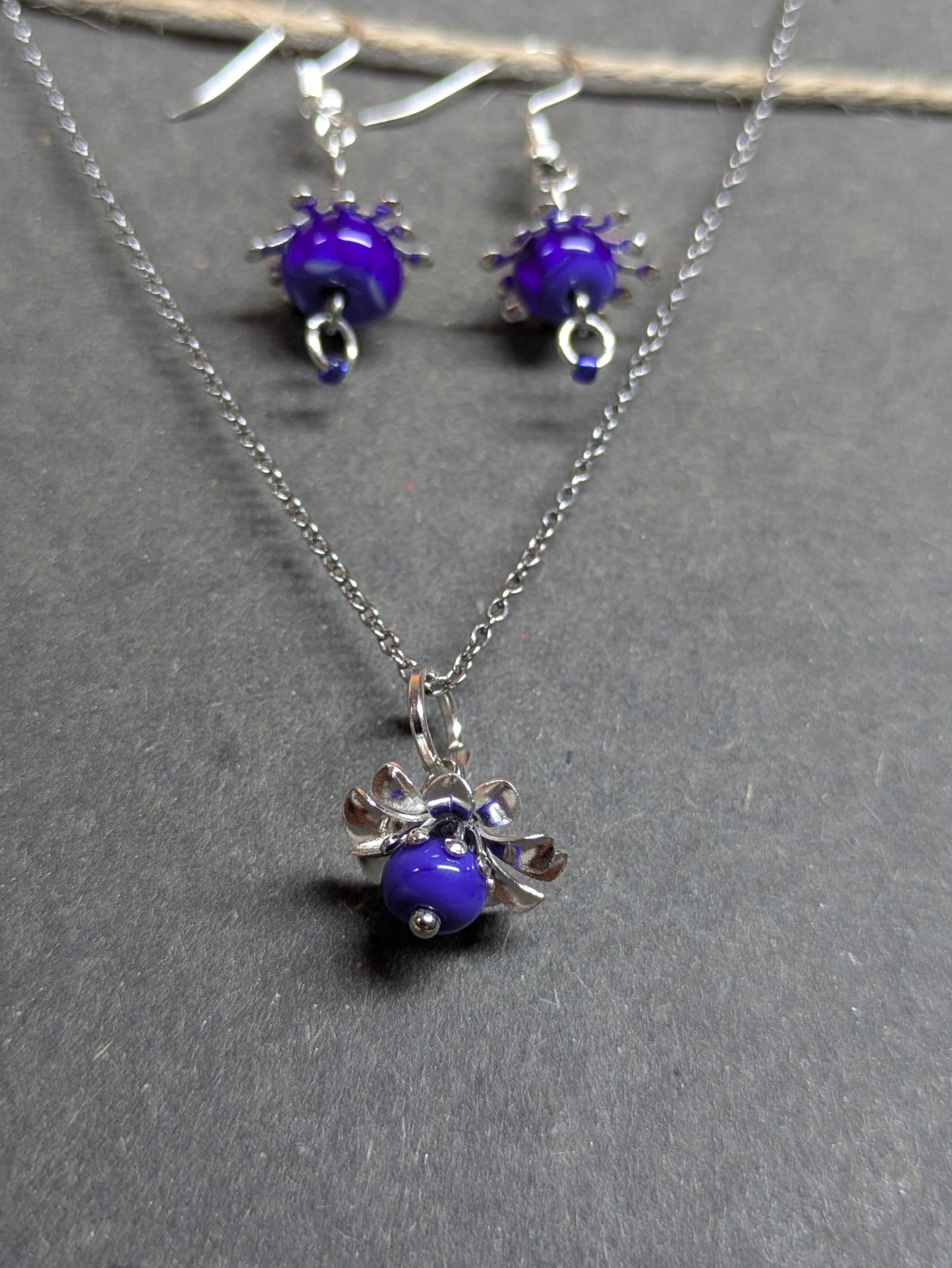 Electric flower · Parure · Boucles d'oreilles + pendentif