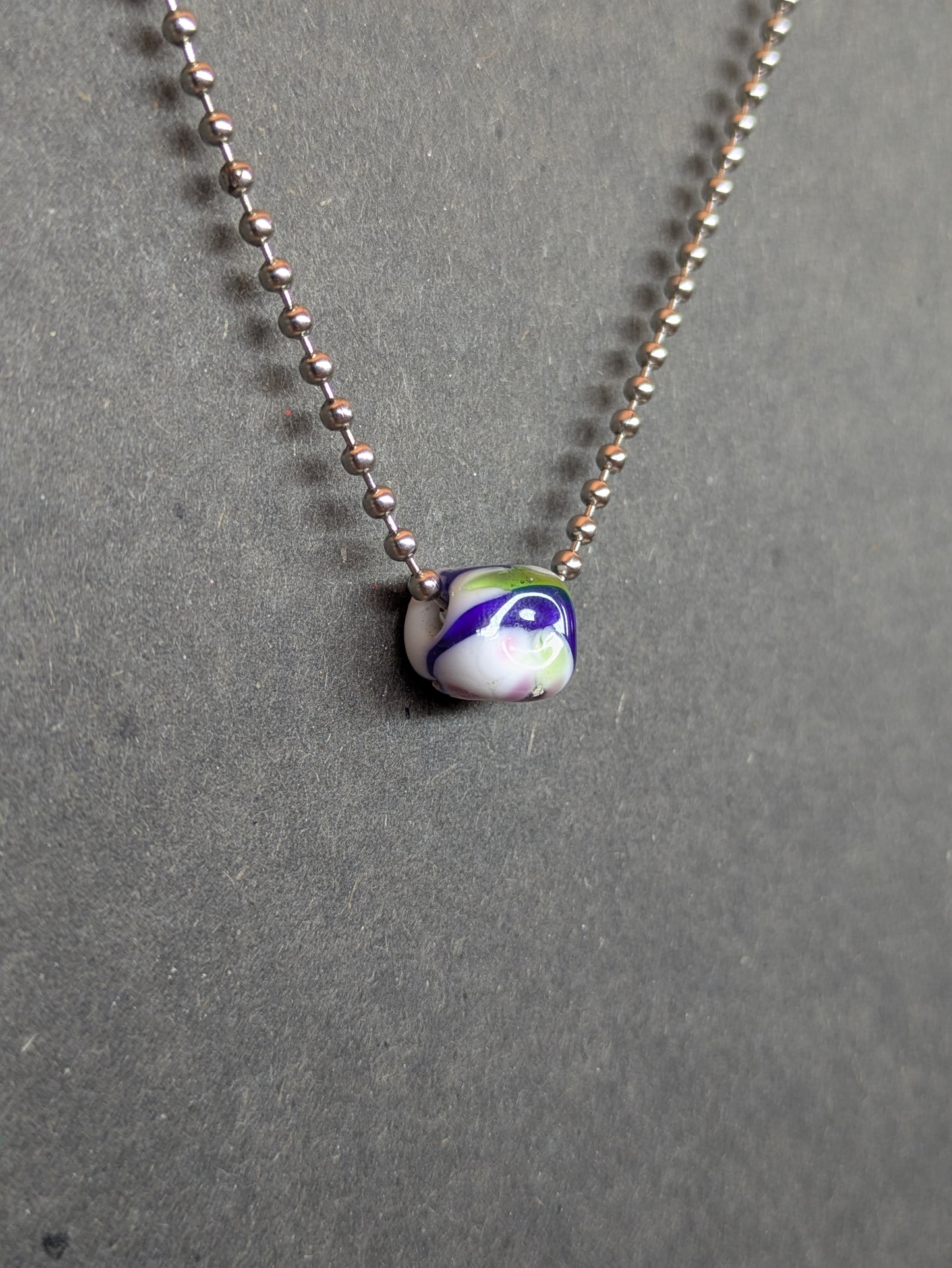 Printemps · Collier avec perle en verre
