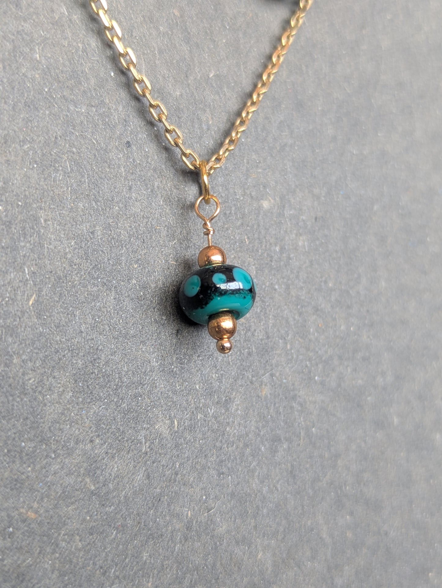 Léopard vert · Parure · Créoles + pendentif